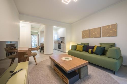Urban Green Retreat in Zografou