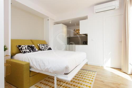 Cozy apartment with terrace & views Sagrada Familia