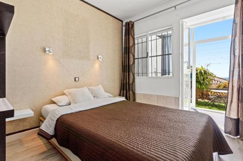 Panoramic Sea Views - Close to golf course RDR543