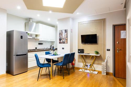Dacla Hosting Luxury Sempione with Terrace