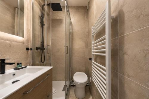 Elegant Wagram Studio near Arc de Triomphe