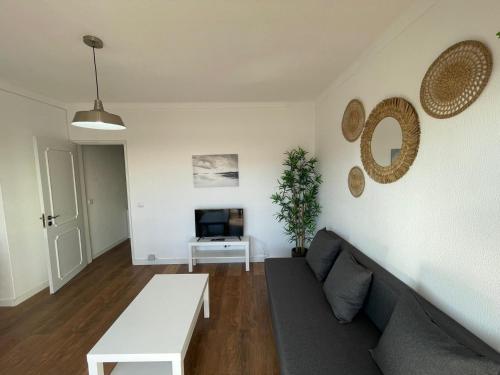 Prime Beach Center R1