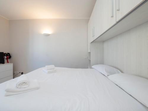 Xenia Milano - Studio apt in Via Monte Palombino 2