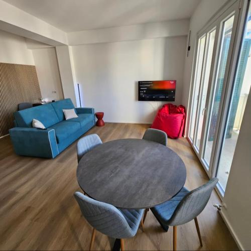 New modern apartment in Milan 200m from M4 Argonne