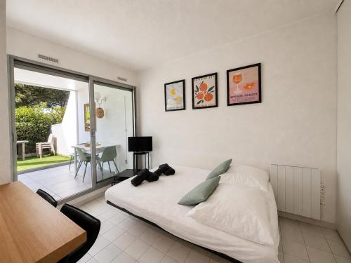 Studio résidence avec piscine commune et parking