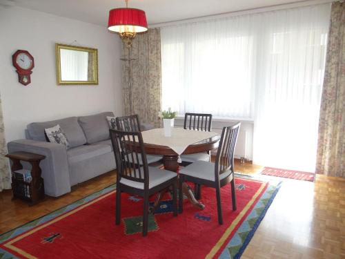 Apartment Birkenstrasse 52 Wohnung 2 Appartement-Fewo 4-Bettwohnung by Interhome