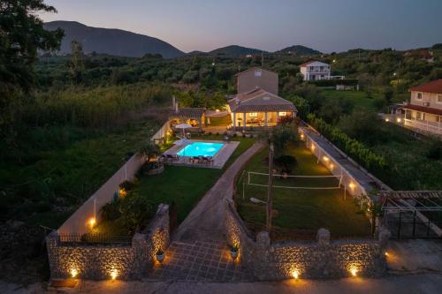 Foto Pavlos & Sofia Harmony Villa with Private Pool 1