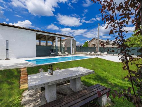 Holiday Home Golden Roots by Interhome