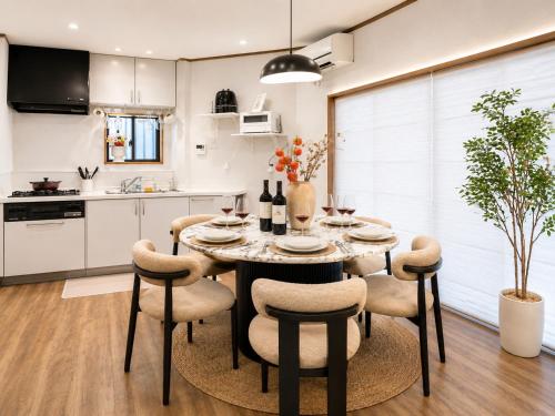 Easy stay house