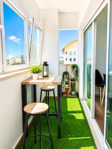 Lisboa Apart Lux com Pool Tennis Gym - Pouso dos Anjos Apartment