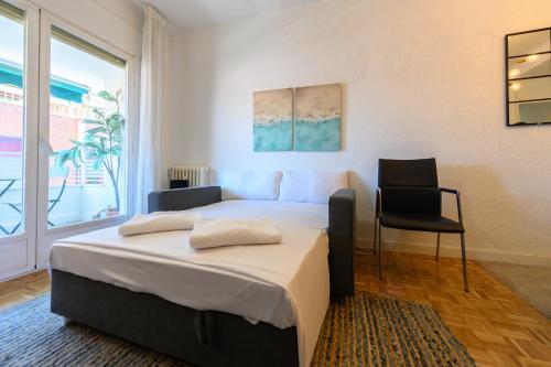 AZA14 - Amplio Piso de 3 dormitorios, 2 baños y terraza, en Chamartín, Madrid