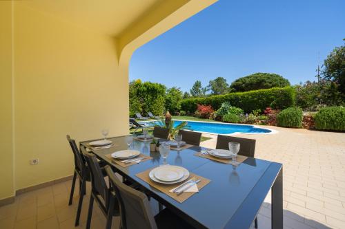 Vilamoura Private Pool Villa for 8 Guests