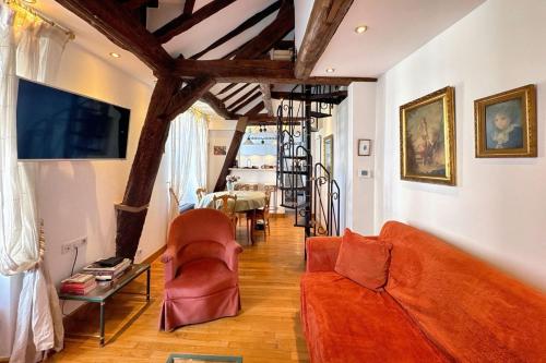 Dans le quartier d Emily in Paris Duplex de charme