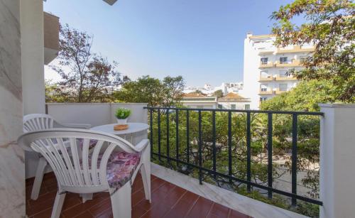 B45 - Main Avenue 2 Bed Apartment