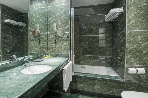 Kúpeľňa v ubytovaní Hospedium Hotel Mirador de Gredos