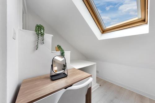 The Holloway Suite - Netflix, 3 Min to Station - Luxury photo 10