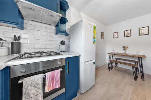 The Holloway Suite - Netflix, 3 Min to Station - Luxury photo 28