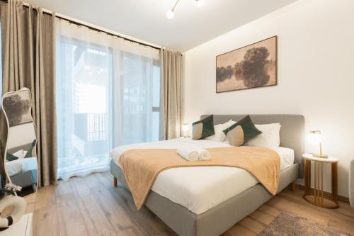 City View Studio near Burj Khalifa and Metro
