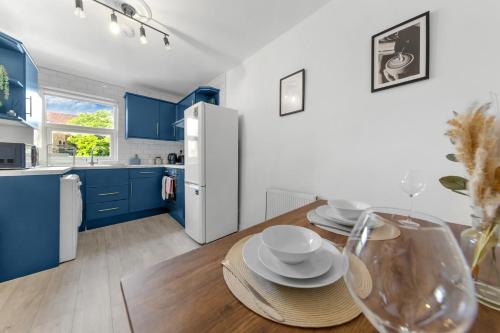 The Holloway Suite - Netflix, 3 Min to Station - Luxury photo 34