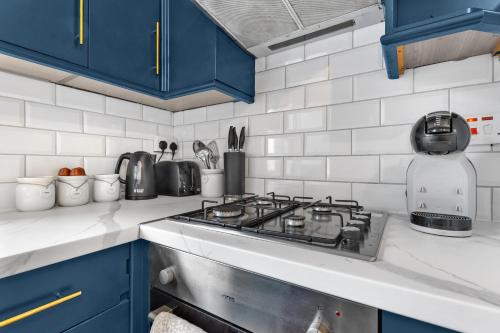 The Holloway Suite - Netflix, 3 Min to Station - Luxury photo 29