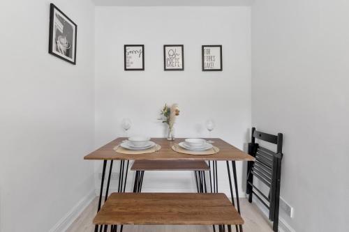 The Holloway Suite - Netflix, 3 Min to Station - Luxury photo 38