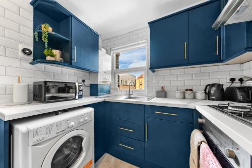 The Holloway Suite - Netflix, 3 Min to Station - Luxury photo 32