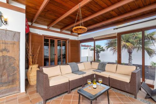 Villa Almas Blancas by Villa Plus