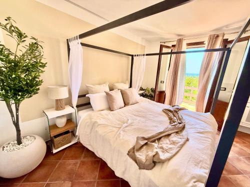 Villa Demirà - Boutique Rooms & Panoramic Pool