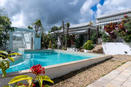 Pousada Casa de Shiva — Swimming pool