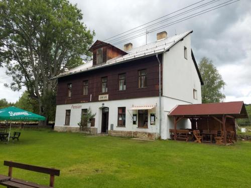 Pension Černý Kříž