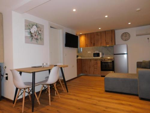 Corfu Elyra Apartments