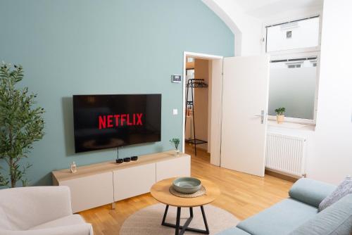 Quiet Apartment for 4 Guests, 8 Min to Center