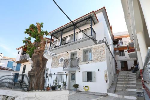 Stella's House Main