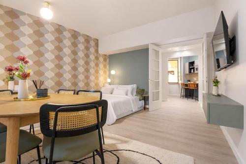 Vatican 3BR Rome Stay for Families & Groups