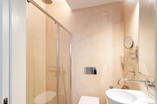 Premium Suites in Central & Quiet Baixa Lisbon