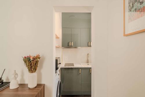 Cozy 1bd apt near Eiffel Tower with lift Paris 7
