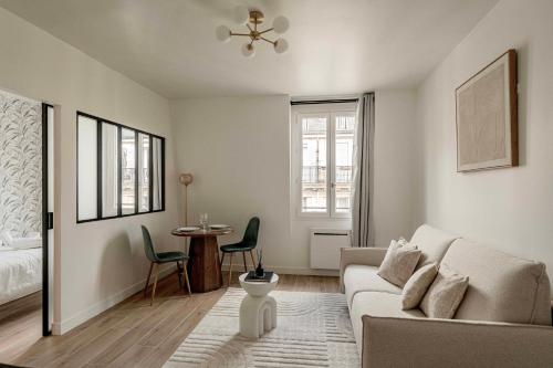 Cozy 1bd apt near Eiffel Tower with lift Paris 7