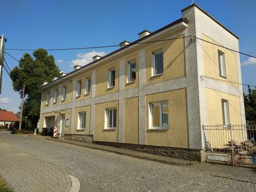 Aparthotel Hradčanská Solnice