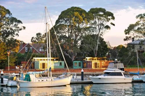 Coastal Pods Wynyard picture