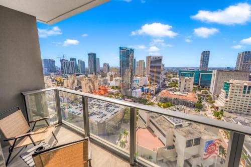 Luxury High Floor Skyline Apartment Near Cruise Port photo 15