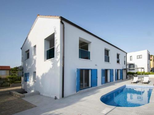 Villa Blue Chill