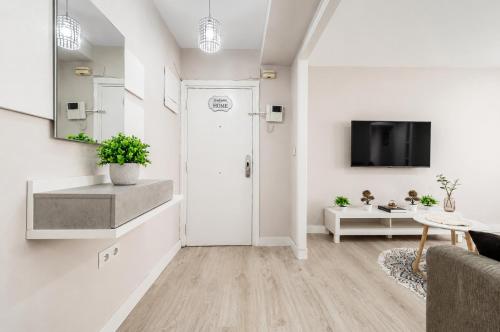 Elegant 6 pax apartment in Plaza Eliptica - SM17