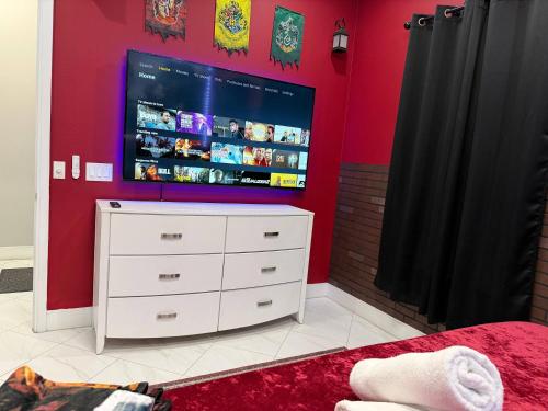 5BR Getaway with Pool Arcade Games and Resort Access photo 144