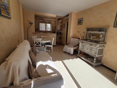 Appartement climatisé centre-ville, vue mer - 4 pers.