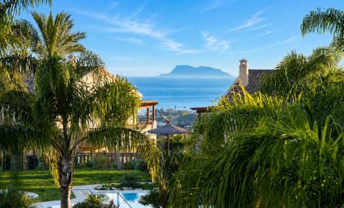 Cifuentes Horizon Sea View Penthouse with Gibraltar Views