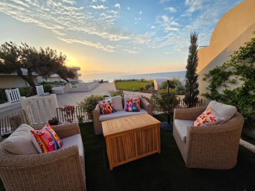 Côte d'Azur entre Cannes et Saint-Raphaël, accès mer direct, piscine et jardin, Cap Neree Le Trayas