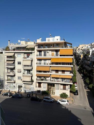 Rizari Art District Walk to Panathenaic Stadium & Evangelismos Metro