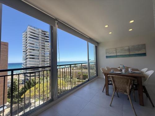 Apartamento Diseño Playa San Juan con Vistas al Mar by Turihome