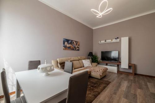 GuestHost - Monteverde Lovely Flat with Terrace