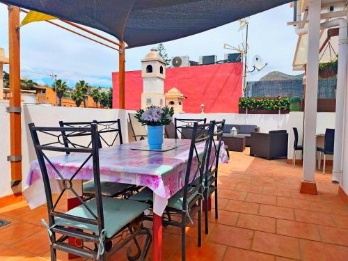 Apartment 30 meters from the beach